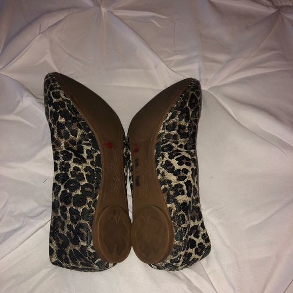 Lucky Brand leopard flats - Picture 3 of 4